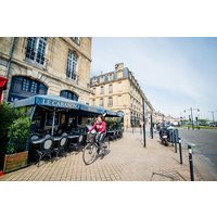Bordeaux’s Iconic Landmarks: A Private Bike Tour