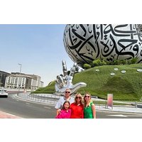4 Hours Dubai Private City Tour up to 5 Person Day or Night