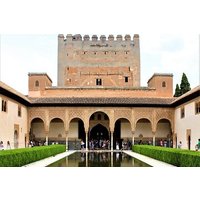 Walking tour in Alhambra, Nasrid Palaces and Generalife