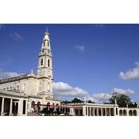 Fatima, Óbidos, Nazaré and Batalha - Full Day Private Tour