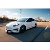 Hong Kong Hassle free Airport Transfers in Tesla or Benz