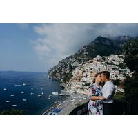 Private Professional Photoshoot in Positano Couple and Family