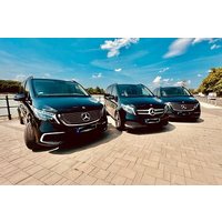 Budapest Private Airport Transfer by Electric Minivan