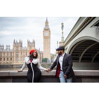 Private landmarks photoshoot for families and couples