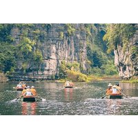 Private Ninh Binh Excursion: Local Family, Trang An & Bich Dong