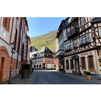 Trinken Sie Wein am Rhein entlang! Romantische Rhein & Schloss Weingüter Tour