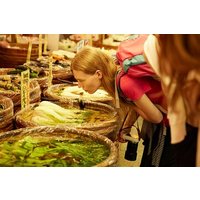 Kyoto: Nishiki Market Guided Tour To Find Their Gourmet