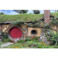 Hobbiton Movie Set Guided Tour