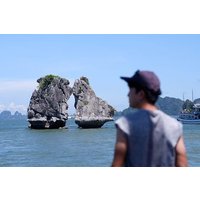 Magical Halong Bay Escape 4-Hour Cruise with Kayak & Cave Visit