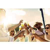 Catamaran Sunset Experience in Sorrento Coast with Food and Music