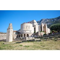From Durrës Golem: Kruja Castle and Old Bazaar Tour