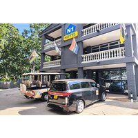Victoria Falls Airport: Private Transfer to Hotels-Lodges-Airbnbs