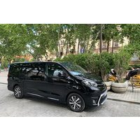 Lisbon to Algarve Private Transfer with Evora Tour
