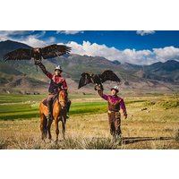 3 Day Highlights:Yurt Camp, Eagle Show and Lake,all year around