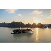 From Hanoi: 2-Day Luxury L'amour 5-Star Ha Long Bay Cruise