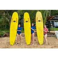 El Nido Beginner Surf Lesson with Lunch and Round-Trip Transfers