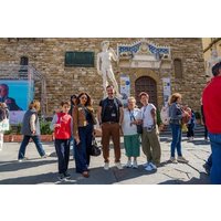 Walking Tour in Florence with Wired Headset