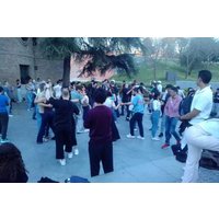 Dance Latin Dances in the streets of Madrid in the daytime!