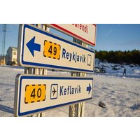KEF Airport: Private Transfer to or from Reykjavik & Optional BL