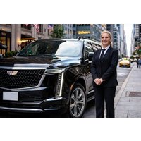 LGA Luxury Sedan to Manhattan