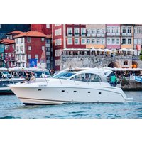 Porto Paseo in Yacht with Harmonization Chocolate and Porto Wine