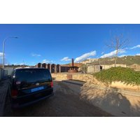 Transfer León to El Capricho Winery and return to León