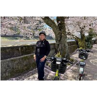 Kanazawa Highlights Cycling Tour: Garden, Castle & GeishaDistrict