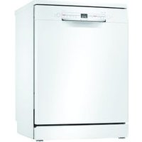Lave-vaisselle BOSCH SMS2ITW45E 12 couvertsProgramme automatique et séchage extraLe lave-vaisselle BOSCH SMS2ITW45E nettoie parfaitement votre vaisselle tout en étant très facile à utiliser. Doté de cinq programmes et d'un programme automatique avec calcul de la quantité d'eau optimale nécessaire, il peut laver la vaisselle d'une tablée de 12 couverts. Le panier supérieur est réglable en hauteur, ce qui vous permet de loger des assiettes plus grandes dans le panier inférieur. La fonction Séchage Extra déclenche une phase de séchage intensif, offrant un résultat optimal sur les matériaux difficiles à sécher. Ce lave-vaisselle en pose libre est facile à installer. Un programme d'entretien de la machine facilite le nettoyage.Lave-vaisselle blanc indémodableCe lave-vaisselle de L. 60 x H. 84,5 x P. 60 cm bénéficie d'un design sobre et intemporel. Ce lave-vaisselle blanc convient aux cuisines modernes comme classiques. Son coloris passe-partout s'assortit facilement aux meubles et aux autres appareils électroménagers. Ce lave-vaisselle reste blanc et éclatant au fil des utilisations.
