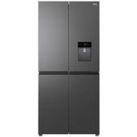 Réfrigérateur multi-portes TCL RP466CSF0 466LUn réfrigérateur ultra fonctionnelLe réfrigérateur TCL RP466CSF0 est un appareil très grand format qui conviendra parfaitement aux besoins d'une famille de quatre à huit personnes environ. Il dispose d'un volume intérieur de 466 litres, agencé avec une espace réfrigérateur de 297 litres en haut et un espace congélation de 169 litres en bas. Ce réfrigérateur multi-portes dévoile un intérieur bien aménagé, avec deux grandes clayettes en verre amovibles et repositionnables, ainsi que deux bacs à légumes et six balconnets à l'intérieur des portes. Le congélateur est quant à lui composé de six tiroirs de même dimension. Un éclairage à LED permet de bien voir les aliments entreposés.Un design élégantCe réfrigérateur gris apportera beaucoup de charme à votre intérieur. Il est habillé d'un revêtement légèrement mat très tendance qui s'associera aussi bien à une cuisine en bois qu'à des meubles en mélaminé. Ce réfrigérateur 4 portes dispose d'un distributeur d'eau de 2,5 litres de contenance.Un appareil performantCe réfrigérateurfonctionne grâce à un processeur Inverter qui offre une excellente gestion des températures et une fiabilité améliorée. Il permet aussi des économies d'énergie et un usage silencieux, avec un niveau sonore de 40 dB. Son autonomie en cas de coupure de courant est de 10 heures. Ce réfrigérateurutilise la technologie du froid ventilé qui assure une température homogène et ne fait pas de givre. Ainsi, vous n'aurez pas de dégivrage à prévoir. Côté entretien, ce modèle se nettoie facilement à l'éponge et à l'eau savonneuse, aussi bien à l'intérieur qu'à l'extérieur.