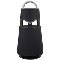 Enceinte sono LG RP4B Bluetooth® USBPetite mais puissanteD'une puissance de 120 watts, l'enceinte sono LG offre un un son à 360° grâce à son système sonore omnidirectionnel. Tous les invités profitent de la même qualité de son, de part et d'autre de l'enceinte, contrairement aux enceintes traditionnelles où le son est optimal selon un angle de 30° autour de l'appareil. Ses qualités techniques en font un modèle premium qui séduira les plus exigeants. La poignée facilite le transport d'une pièce à l'autre. Son autonomie atteint 10 heures maximum. Cette enceinte sono de 51,4 cm de hautprésente un diamètre de 24,75 cm à sa base.Un look designVous apprécierez les nombreux effets lumineux de votre nouvelle enceinte sono, du mode apaisant au mode festif. Vous pourrez la placer au centre de votre salon pour profiter d'une soirée mémorable entre amis. Cette enceinte sono noireaffiche une conception haut de gamme et des matériaux de qualité.