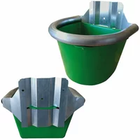 Futternapf Pferd mit verstärkten Wänden aus Eisen Tattini Futternapf Pferd mit verstärkten Wänden aus Eisen Tattini