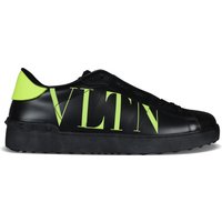 Open sneakers