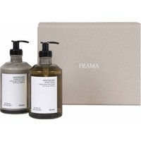 FRAMA – Gift Box: Hand Wash + Hand Lotion Apothecary – Handseife & -peeling (293 EUR/l) FRAMA – Gift Box: Hand Wash + Hand Lotion Apothecary – Handseife & -peeling (293 EUR/l)