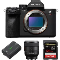 Sony A7R V Appareil photo + FE 50mm f1.4 GM + batterie NP-FZ100 + SanDisk 128 Go Extreme Pro SDXC UHS-II U3 300 Mo/s
