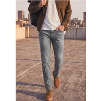 Slim Leg Jeans im Regular Fit
