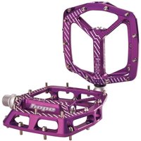 Tweeks Cycles Hope F22 Flat Pedals - Purple | Clearance section. 365 day returns, 0% finance & FREE delivery over £50