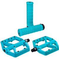 Tweeks Cycles SDG Comp Pedals & Thrice Grips - Turquoise, 33mm | Clearance section. 365 day returns, 0% finance & FREE delivery over £50
