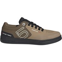 Tweeks Cycles Five Ten Freerider Pro Mountain Bike Shoes - Cardboard / Off White / Core Black, 10 | Clearance section. 365 day returns, 0% finance & FREE delivery over £50