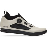 Tweeks Cycles Giro Chamber TR Shoes - White, 41 | Clearance section. 365 day returns, 0% finance & FREE delivery over £50