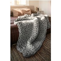 Living and Home 80x100cm Chunky Cable Knit Blanket Thick Yarn Stretch Throw for Sofa, Bed & Chair in Grey | Size: 80 cm x 100 cm