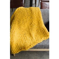 Living and Home Chunky Knit Throw Blanket 60x60cm in Yellow | Size: 60x60 cm
