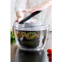 Living and Home 5L Kitchen Manual Salad Spinner Vegetable Fruit Washer Drainer Bowl Basket in Black