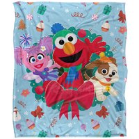 Sesame Street Furry Friends Forever Elmo Abby Wreath Silky Touch Super Soft Throw Blanket 152 X 127 cm in White