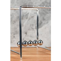 Harvey Makin Collection - Newton's Cradle 14 x 18cm in Silver | Size: 14 x 18 cm