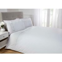 Rapport Home 5th Avenue Polycotton Duvet Cover Set With Pillowcase in White | Size: Double