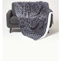 Homescapes Geometric Triangle Velvet Throw in Dark Grey | Size: 160 cm x 200 cm