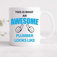 60 SECOND MAKEOVER Men's This Is What An Awesome Plumber Looks Like Mug in White