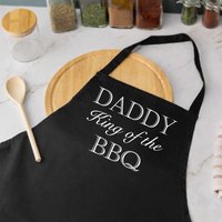60 SECOND MAKEOVER Men's Daddy King of the BBQ Apron in Black