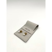 SVNX Women's Floral Pearl Stud Earrings in Gold