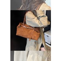 Kayleigh Tote Handbag Shoulder Strap & Magnetic Closure